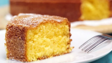 Бісквіт «4 ложки»: найпростіший пиріг, який завжди виходить пишним