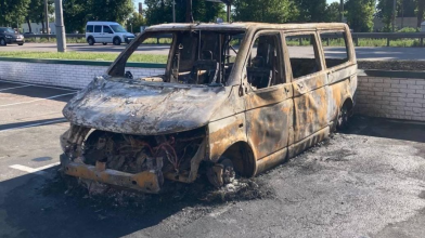 У Києві спалили авто медслужби Третьої штурмової бригади