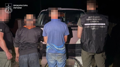 Волинянин за 3 тисячі доларів організував незаконний перетин кордону до Польщі — його затримали