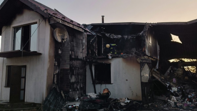 У Луцькому районі вщент згорів будинок: родина з двома дітьми залишилася просто неба