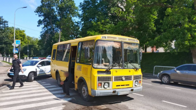 Розповіли про стан 9-річної дівчинки, яку на Волині збив автобус