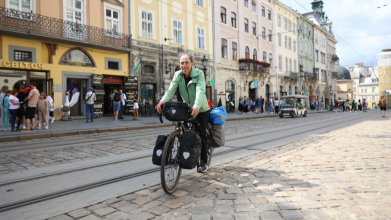 70-річний француз проїхав велосипедом 4000 км, щоб зібрати гроші для ЗСУ