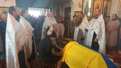 На Волині поховали полеглого Захисника України Андрія Супрунюка