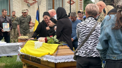 Понад рік чекали звістки: на Волині попрощалися з 23-річним Героєм, який вважався зниклим безвісти