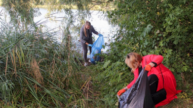 Природоохоронці прибирали сміття з берегів Прип’яті, Стоходу та озера Люб’язь