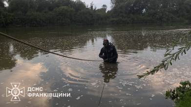 Троє молодих чоловіків втопилися на Івано-Франківщині