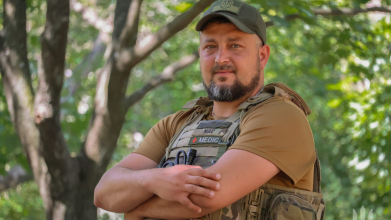 Волинянин 17 років працював на «швидкій», а тепер майже рік евакуює поранених з Торецького напрямку