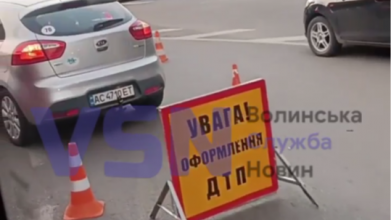 У Луцьку біля «Променя» зіткнулися дві автівки: рух ускладнено