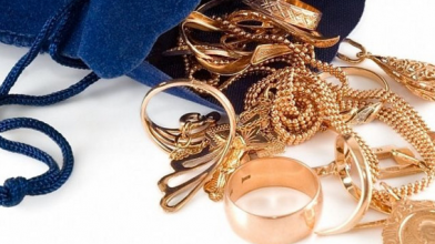 Вкрала у сестри ювелірку на 70 тисяч гривень: як покарали жінку у Горохові