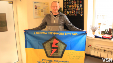 «Який рік — такі й прикраси»: ветеран Олександр Мурашов з Луцька про свята на фронті