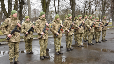 Наймолодшому - 19 років: новобранці Волинського прикордонного загону склали військову присягу