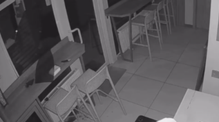 У Луцьку чоловік розгромив ресторан швидкого харчування