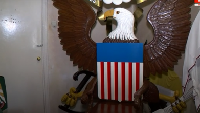 трон для Трампа, Рівне