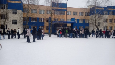 У Луцьку надходять повідомлення про масове «мінування» шкіл. Фото