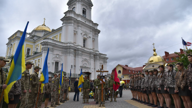 Навіки 26: у Луцьку попрощалися з прикордонником Денисом Жуком