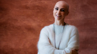 Незламна на сцені та в житті: як заслужена артистка Софія Матюшенко з Луцька бореться з онкологією і продовжує грати головні ролі