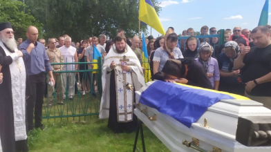 Був паламарем у храмі і віруючою людиною: на Волині поховали 25-річного Героя Романа Пилипчука
