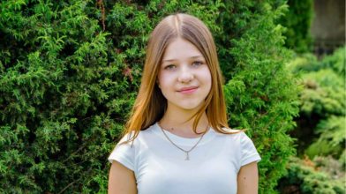 12-річна Аня з Волині, яка збирала кошти для ЗСУ, тепер сама потребує допомоги