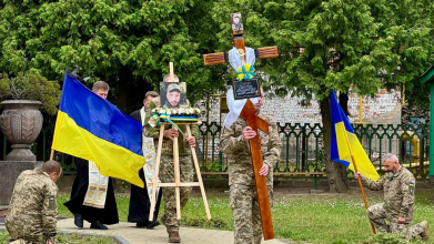 Понад 2,5 року вважався зниклим безвісти - на Волині попрощалися з Героєм Олександром Обабком