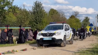 Життя трагічно обірвалося в бою: на Волинь востаннє повернувся Герой Віктор Карпук