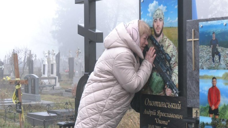 Рідний син загинув на війні: мати загиблого Героя з Волині Андрія Охотинського хоче всиновити дитину