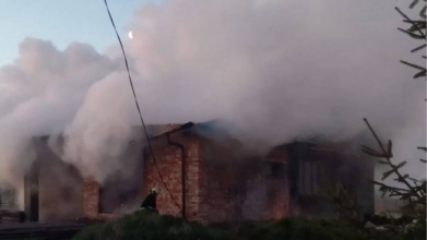 На Волині у сім’ї військового згорів будинок: родині потрібна допомога