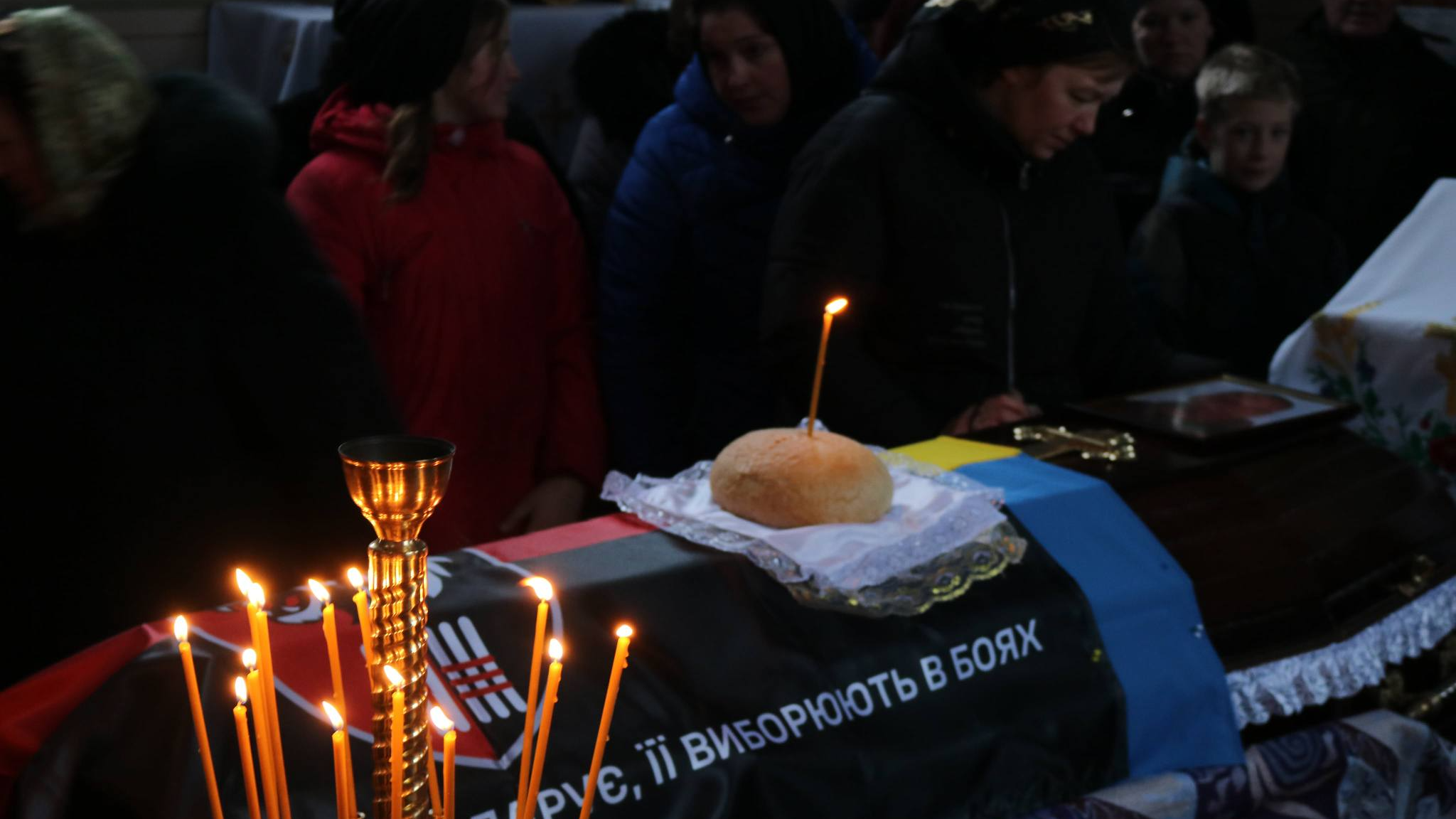 Жалоба у світле свято Різдва Христового: на Волині поховали Героя Валерія Тутиніна