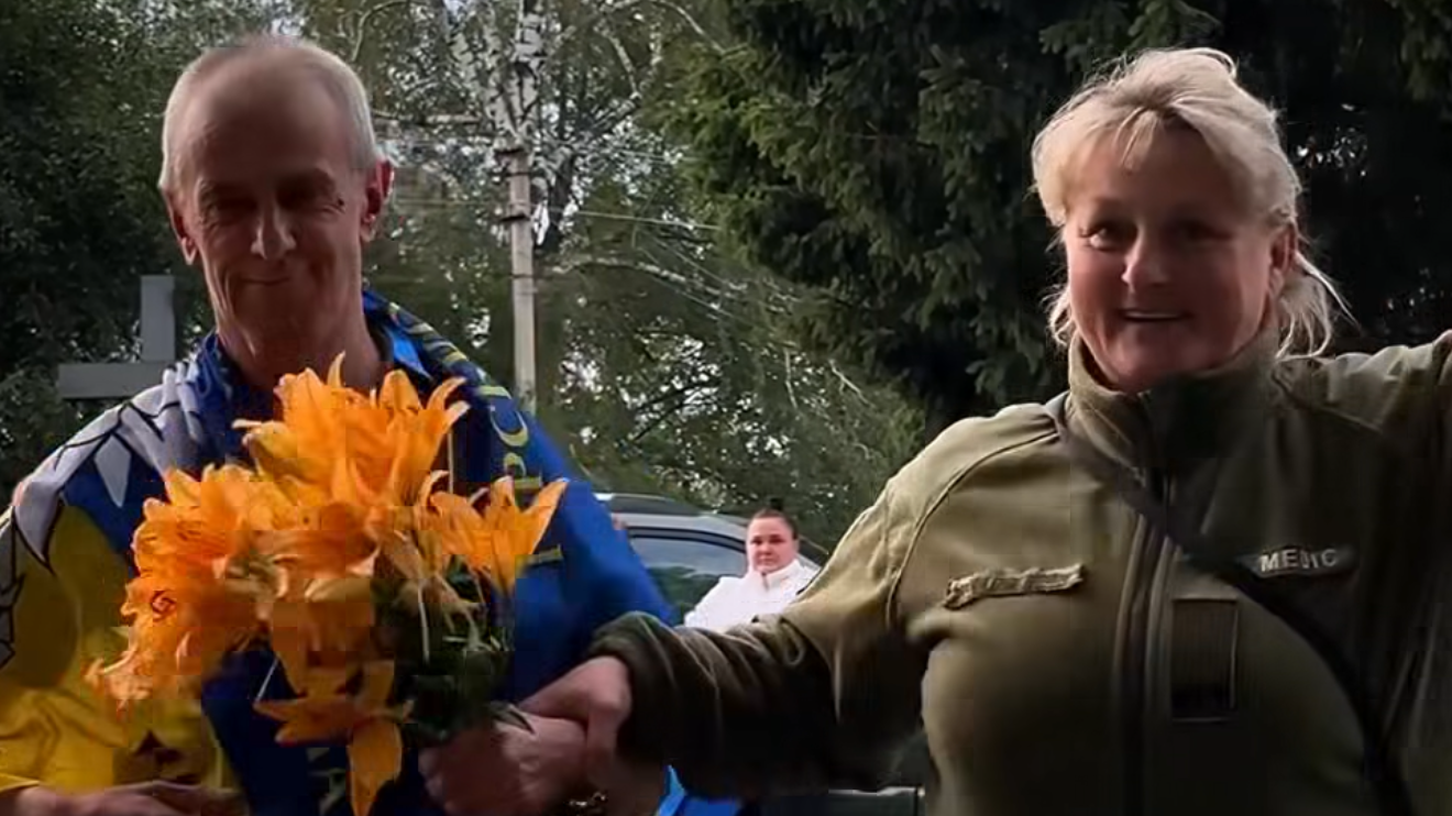 На Волинь після півторарічного російського полону повернувся захисник Микола Касюрак