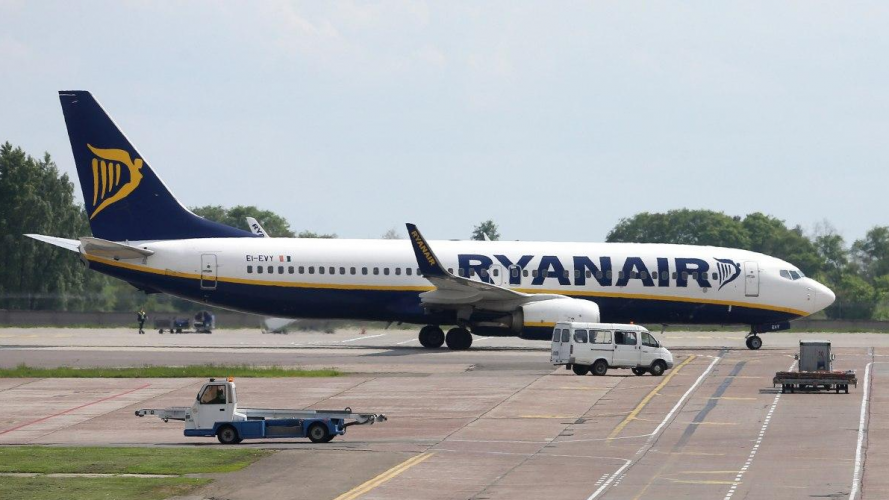 Стало відомо, коли Ryanair може відновити польоти з України