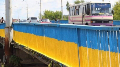 У Луцьку пофарбують міст за понад 700 тисяч гривень