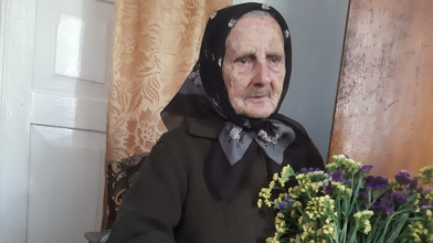 Довгожителька з Волині відзначила 102-річчя