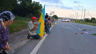 Двоє синів втратили батька: на Волинь востаннє повернувся Герой Роман Шостакевич