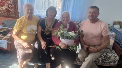 Мати 7 дітей, бабуся 31 онука та прабабуся аж 60 правнуків: волинянка відзначає 90-річний ювілей