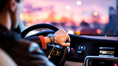 Автоцивілка або Міні-КАСКО: яка страховка компенсує тріщину на лобовому склі від камінця