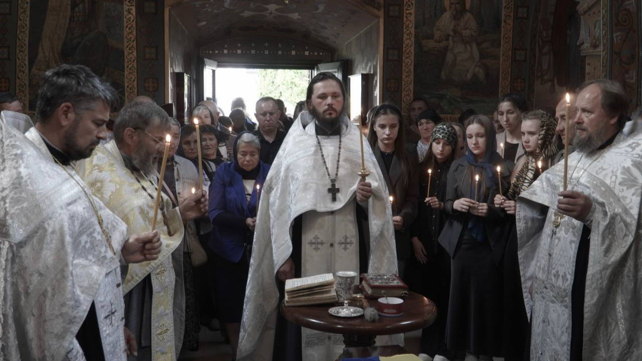 Друге прощання у місті за день: на Волині поховали Героя Віталія Ковальчука