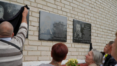 У волинському селі відкрили три меморіальні дошки полеглим Захисникам України