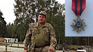 Ефективно знищує ворога: захисник з Волині отримав почесну нагороду від Сирського