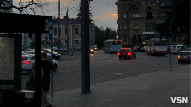Чи зобов'язані у Луцьку вмикати кондиціонери в маршрутках у спеку: що кажуть у транспортному відділі
