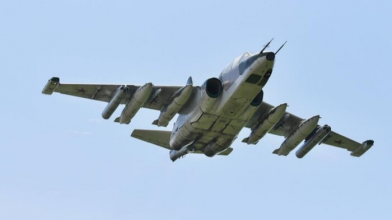 Українські військові знищили російський винищувач Су-25