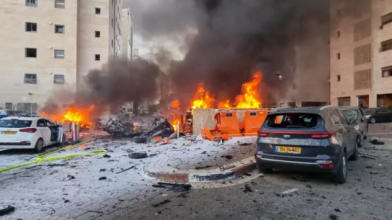 По Ізраїлю завдано масованого ракетного удару: є поранені та загибла