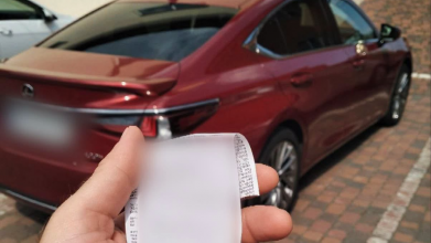 У Луцьку оштрафували водія Lexus, який проїхав на червоне світло