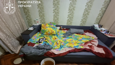 Задушив дружину й доньку, а потім наклав на себе руки: у столиці розслідують трагедію
