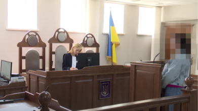 «Будеш відповідати за свого мента»: на луцького поліцейського та його дружину напав молодик