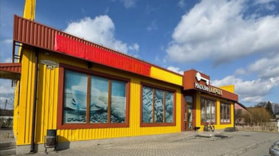 Поблизу Луцька продають колишній магазин за понад 12 мільйонів
