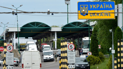 Черг вантажівок немає: у ПП «Ягодин-Дорогуськ» поновили пропуск вантажівок після технічного збою