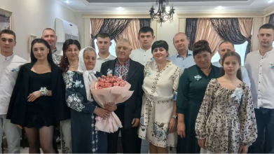 «Секрет щасливого шлюбу: терпіння, мовчання, любов»: подружжя з Волині відзначило золоте весілля