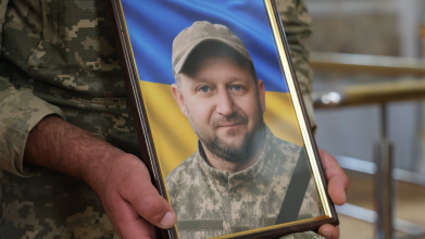 Навіки 44: у Луцьку попрощалися із загиблим Героєм Андрієм Малим