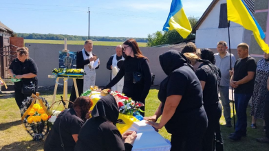 На Волині попрощалися із загиблим Героєм Миколою Кузнєчихіним