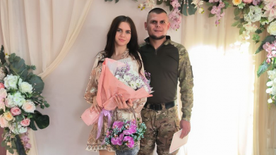Війна коханню не завада:  на Волині військовослужбовець одружився зі своєю коханою