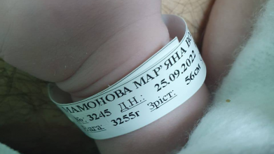 Дівчинку назвали Анною: після пологів у Луцьку Мар'яна Мамонова - у задовільному стані
